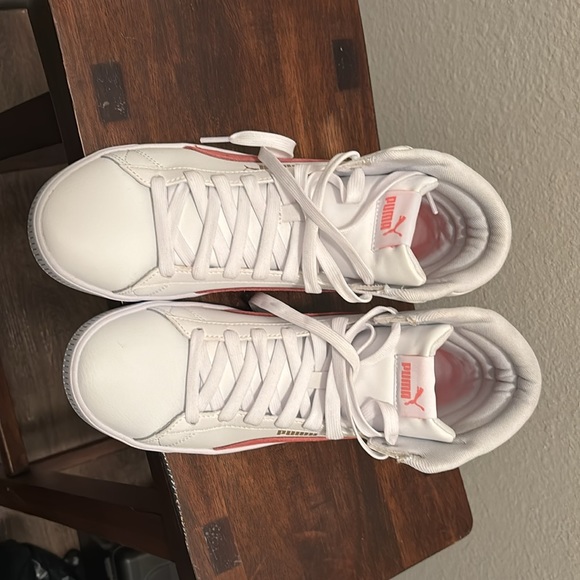 Puma Sneakers - Picture 4 of 5